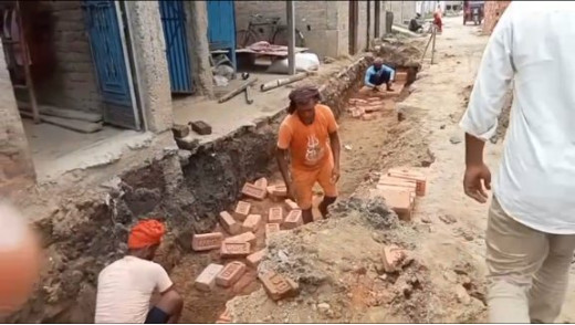 बालगुदर पंचायत में नाला निर्माण कार्य सवालों के घेरे में, घटिया सामग्री और नियमों की अनदेखी का आरोप